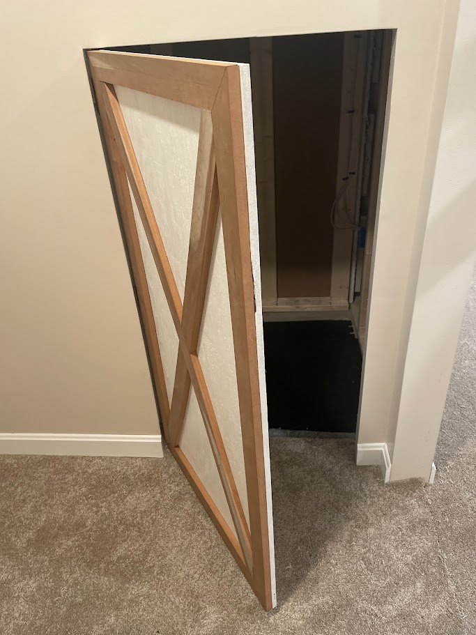 Small access door image